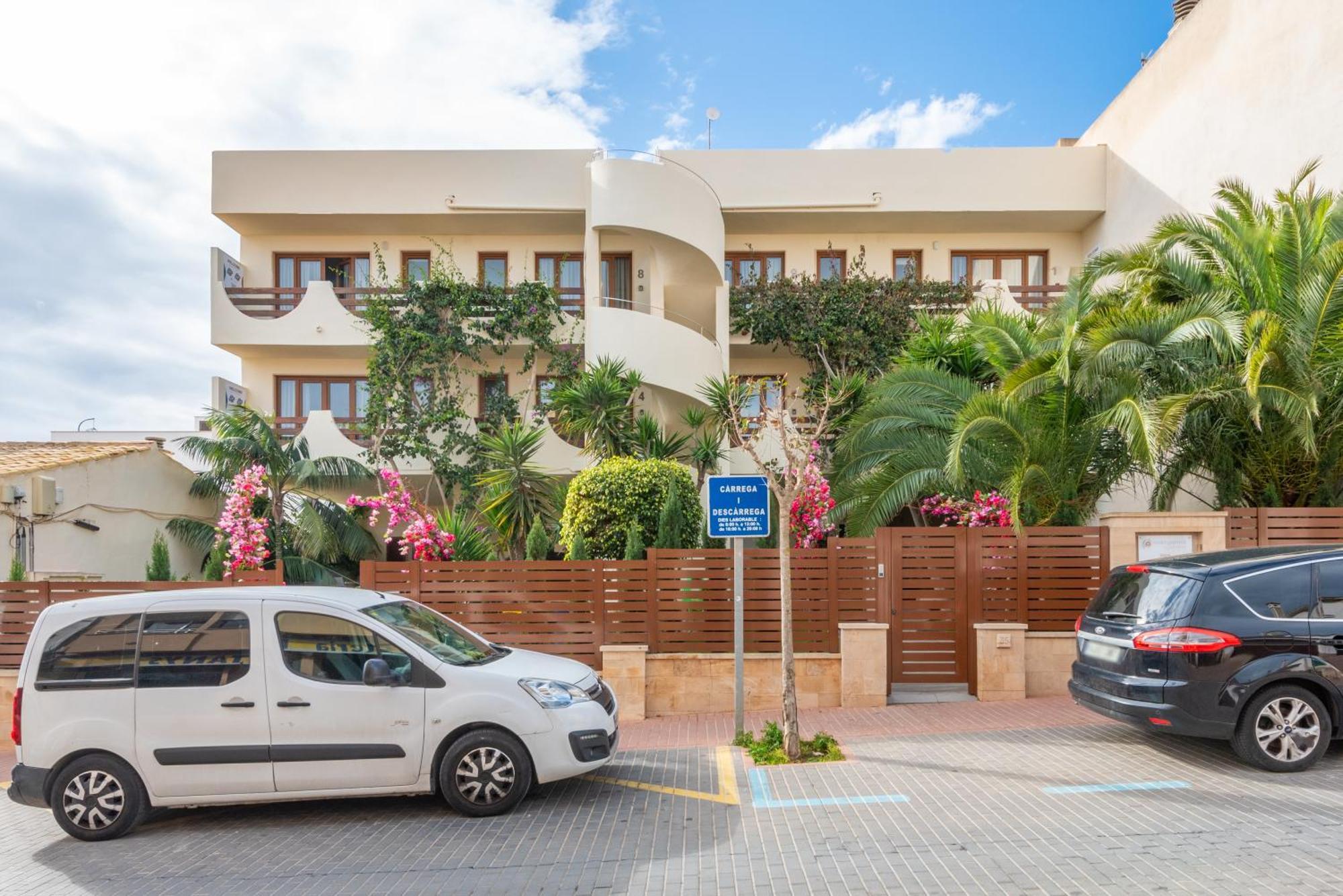 Apartamentos Estanques Colonia de Sant Jordi Exteriör bild