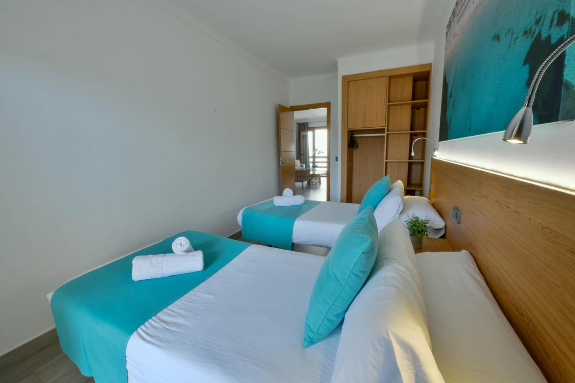 Apartamentos Estanques Colonia de Sant Jordi Exteriör bild